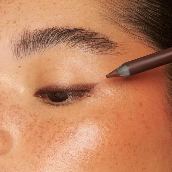 EyeDefine 24HR Duo - Waterproof Eyeliner Duo Pencil - 1+1 FREE