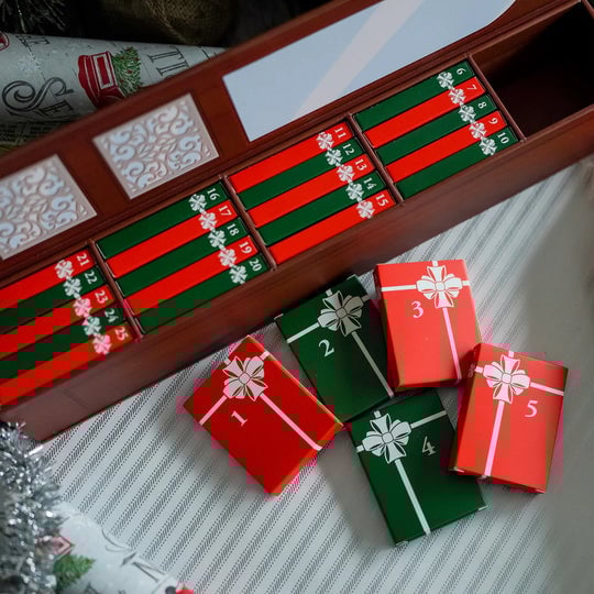 The Literary Advent Calendar - Unwrap a Classic Each Day + 50% OFF