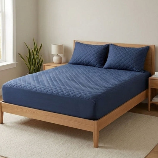 Slumbercrest™ – Waterproof Quilted Mattress Protector & Pillowcase Set + 50% OFF