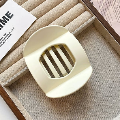 The CloudClip - The Claw Clip You Can Lean Back In - 50% OFF