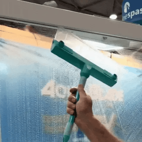 The ClearView Squeegee - A Perfect Shine in One Swipe + 50% OFF