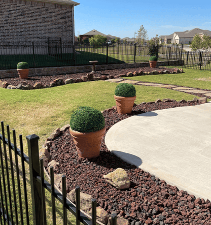 The EverLush Topiary Ball - A Perfect Porch, Zero Maintenance - 1+1 FREE