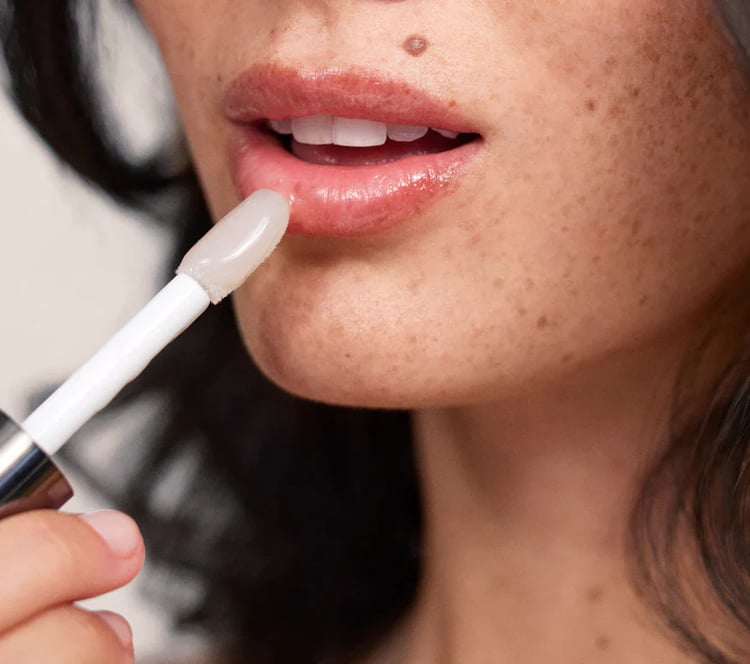 LuxeLips Duo – Achieve Voluminous, Alluring Lips - 1+1 FREE