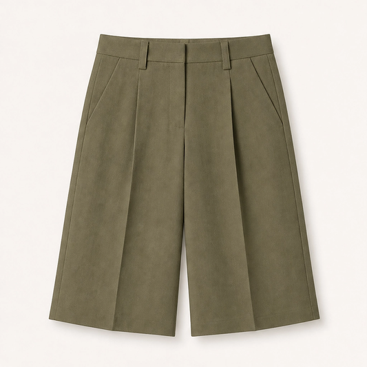 Soline – High-Waist Pleated Tailored Bermuda Shorts + 50% OFF